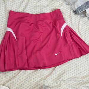 Nike Women's Pink and White Skirt